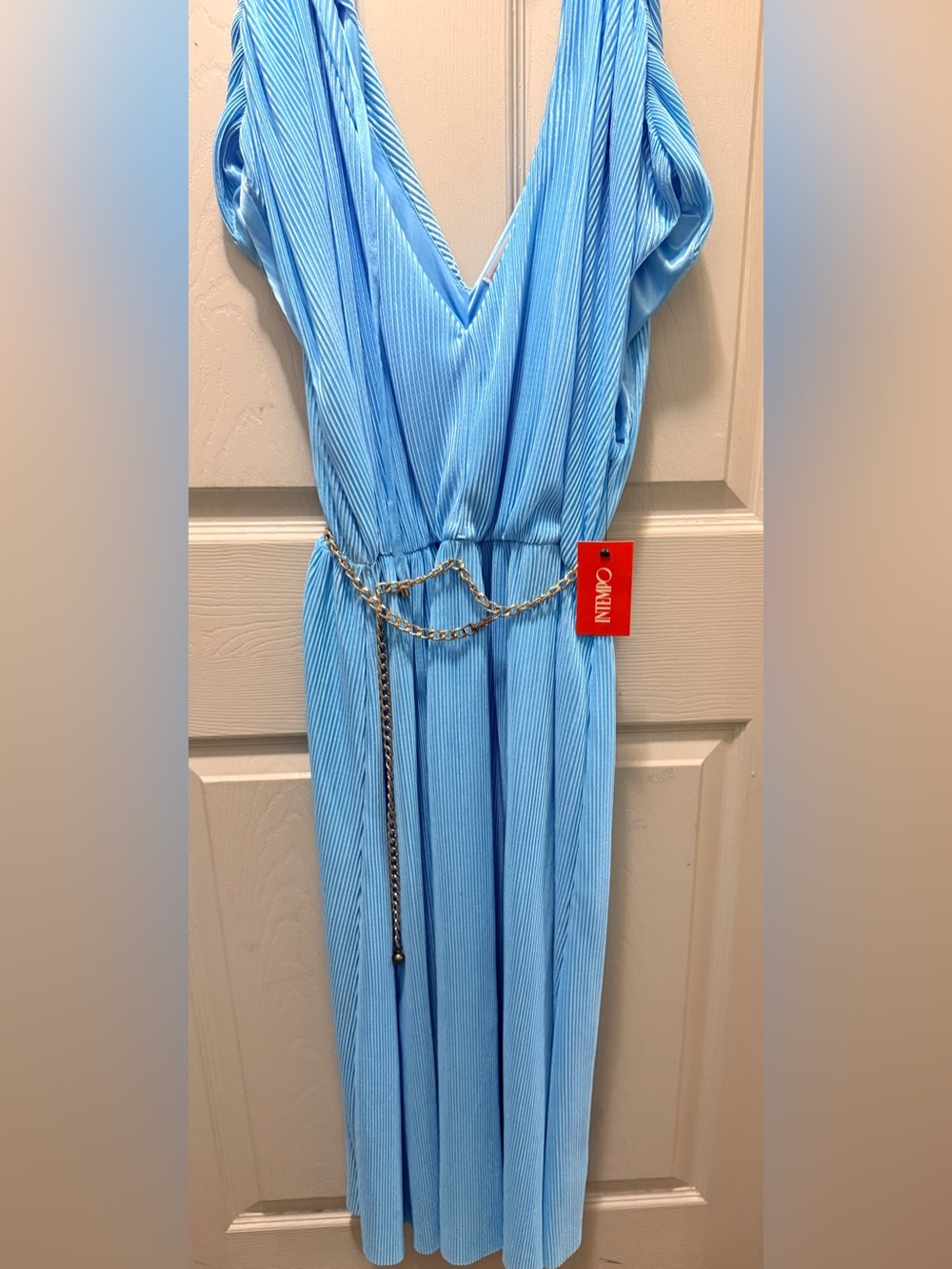 Light Blue Pleated V-Neck Maxi Dress with Chain Belt